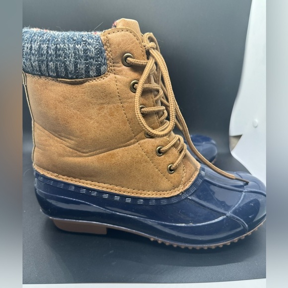 JustFab blue and brown duck boots ~ size 7 - Picture 3 of 7